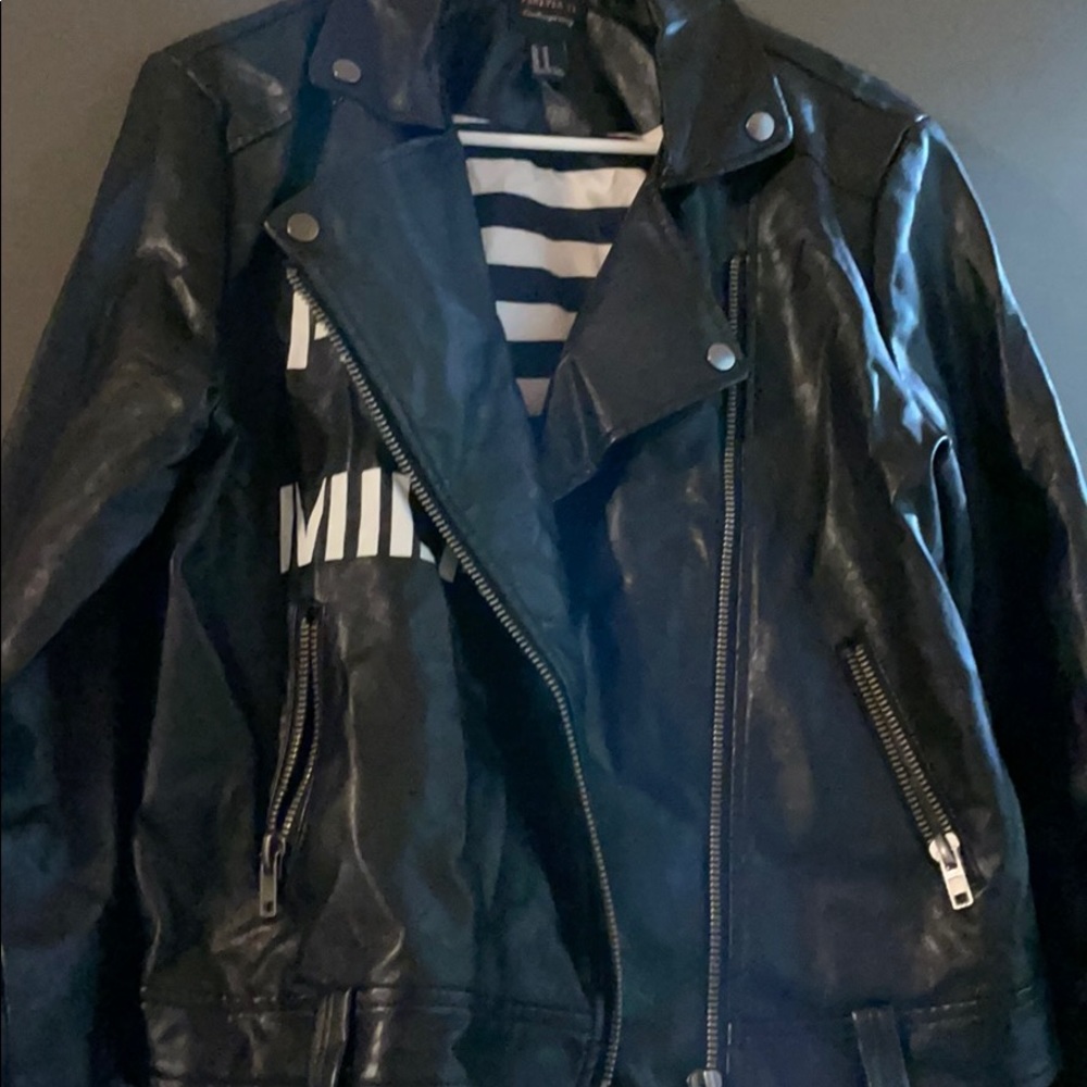 Jacket - Picture 3 of 3